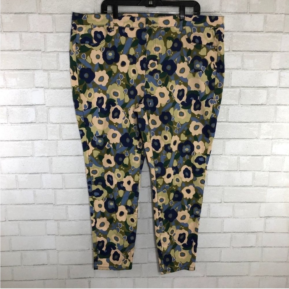 Modcloth Plus Size High Rise Floral Pants, Size 3X